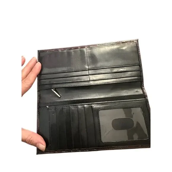 Beijo Shiny Purple Patent Leather Magnetic Fold Wallet Women’s - Picture 4 of 11